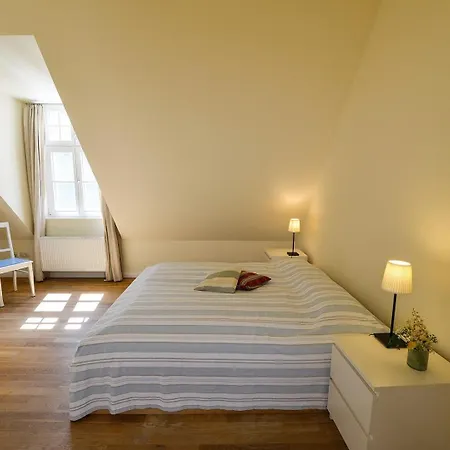 Apartamento Im Zweiten Obergeschoss Des Gutshauses *